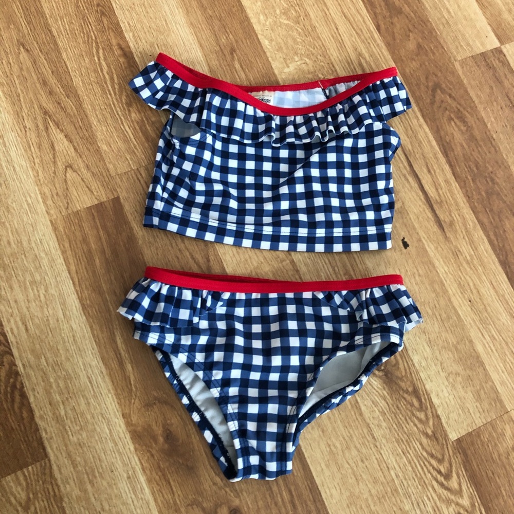 Like new 2 piece swimsuit
